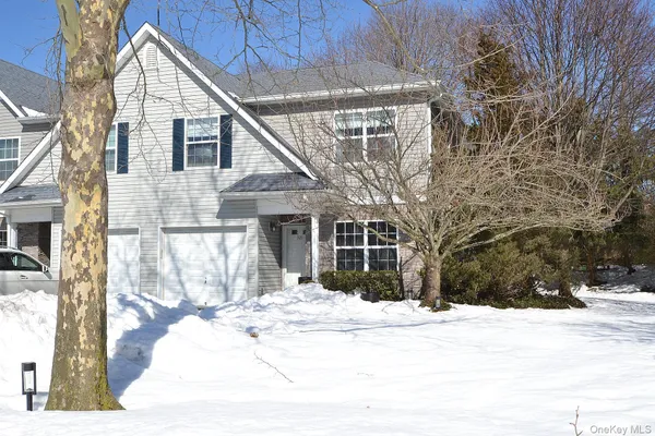 $559,990 | 321 Medea Way, Central Islip, NY 11722