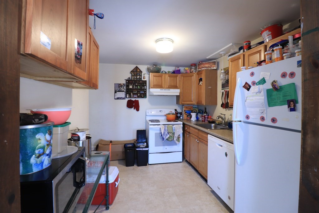 454 Amherst Road Belchertown, MA 01007 - Photo 7 of 7 Gallery Image 7