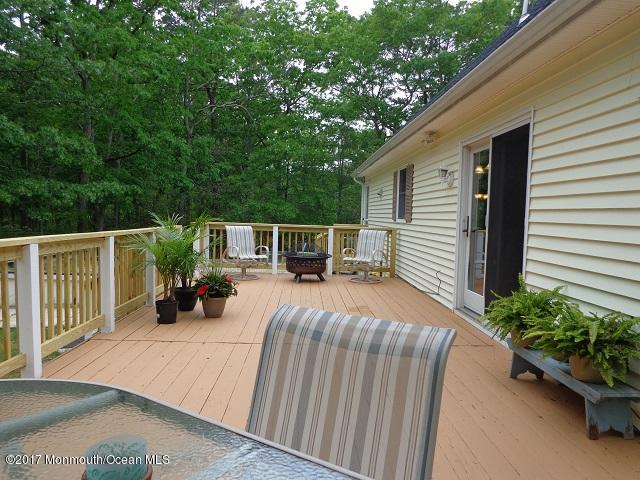 98 Mary Bell Road Manahawkin, NJ 08050 - Photo 20 of 23 98 Mary Bell Deck 2