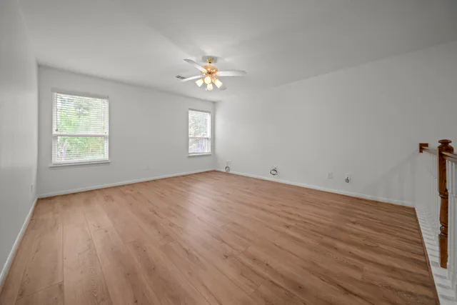 $299,900 | 91 North Avonlea Circle, The Woodlands, TX 77382