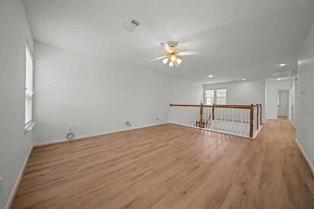 $299,900 | 91 North Avonlea Circle, The Woodlands, TX 77382