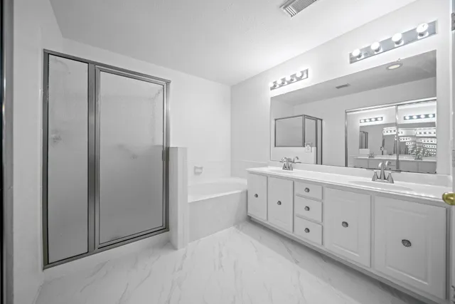 $299,900 | 91 North Avonlea Circle, The Woodlands, TX 77382