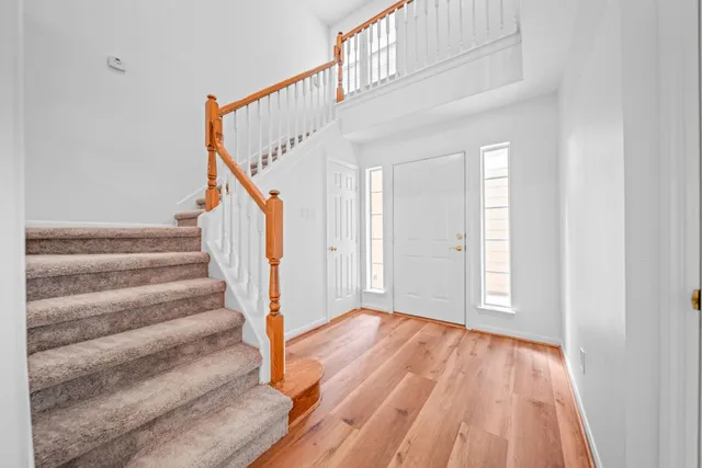 $299,900 | 91 North Avonlea Circle, The Woodlands, TX 77382