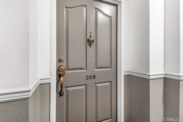 $4,200 | 10650 Kinnard Avenue, Unit 206, Los Angeles, CA 90024