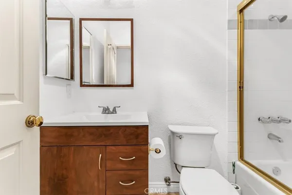 $4,200 | 10650 Kinnard Avenue, Unit 206, Los Angeles, CA 90024