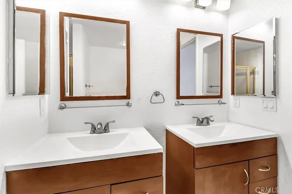 $4,200 | 10650 Kinnard Avenue, Unit 206, Los Angeles, CA 90024