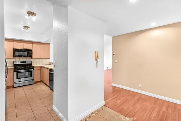 $4,200 | 10650 Kinnard Avenue, Unit 206, Los Angeles, CA 90024