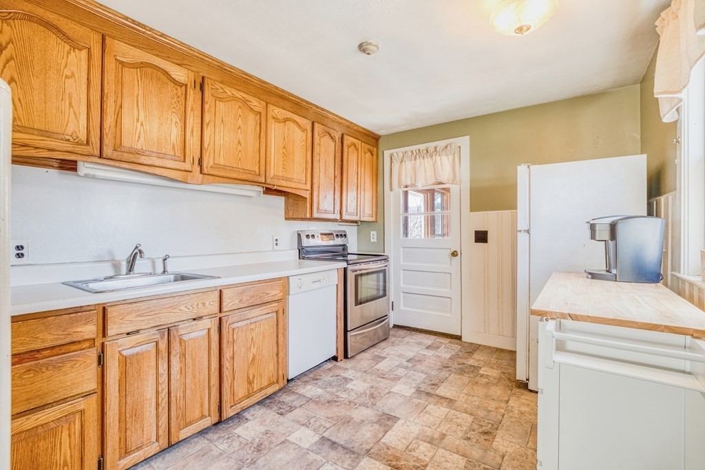 16 State Street Ashland, MA 01721 - Photo 6 of 22 Gallery Image 6