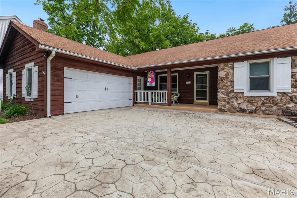 1334 Rusticview Drive Ballwin, MO 63011 - Photo 2 of 38