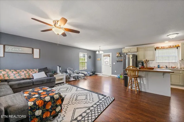 $238,500 | 236 Sandy Hill Road, La Follette, TN 37766