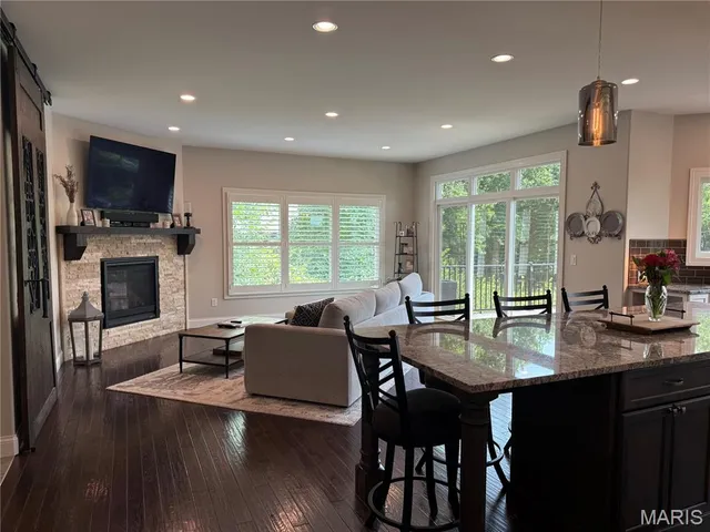 $1,400,000 | 13226 Cozy Hill Drive, St. Louis, MO 63122