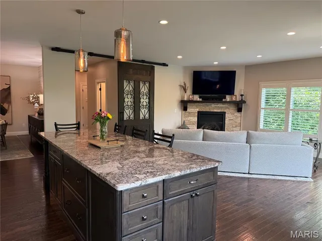 $1,400,000 | 13226 Cozy Hill Drive, St. Louis, MO 63122