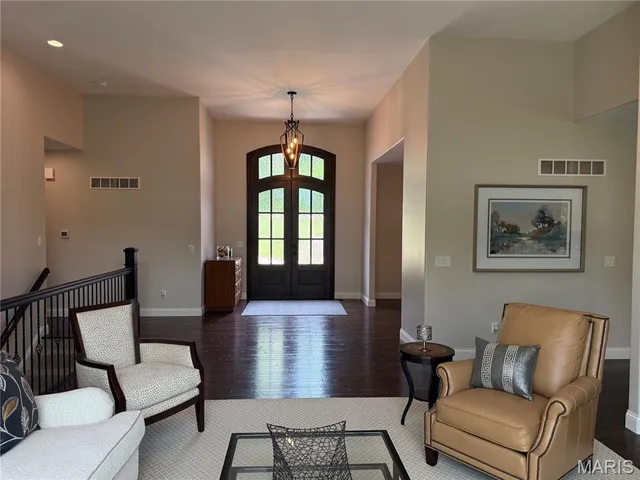 $1,400,000 | 13226 Cozy Hill Drive, St. Louis, MO 63122