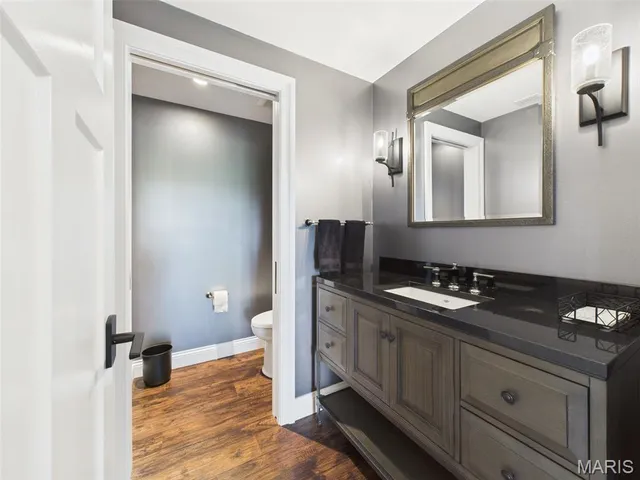 $1,400,000 | 13226 Cozy Hill Drive, St. Louis, MO 63122