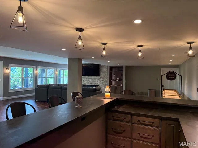 $1,400,000 | 13226 Cozy Hill Drive, St. Louis, MO 63122