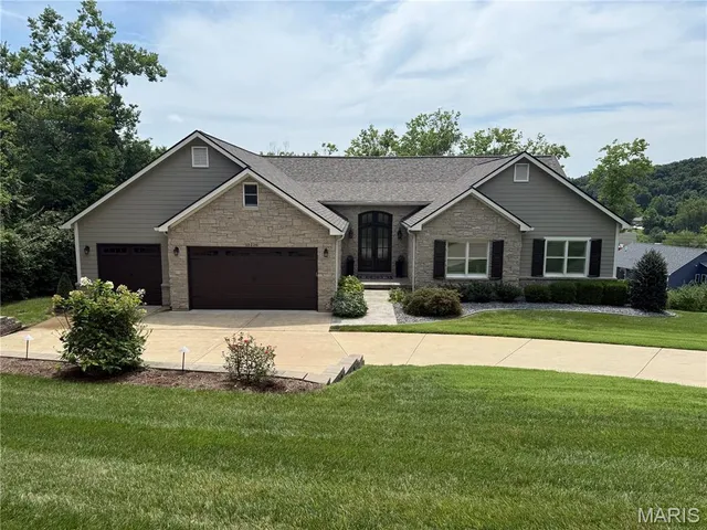 $1,400,000 | 13226 Cozy Hill Drive, St. Louis, MO 63122