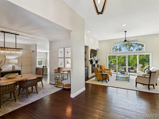 $1,400,000 | 13226 Cozy Hill Drive, St. Louis, MO 63122