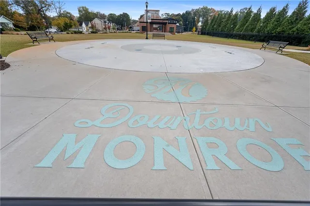 $1,375 | 1008 Davis Street, Unit 14, Monroe, GA 30655