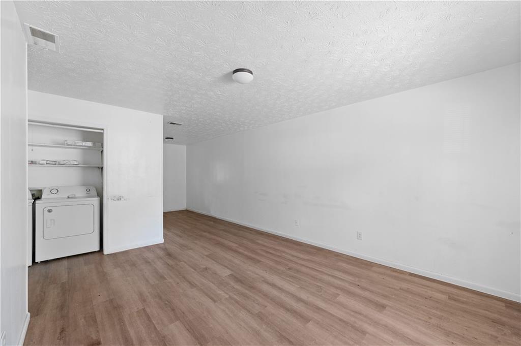 1008 Davis Street, Unit 14 Monroe, GA 30655 - Photo 4 of 26