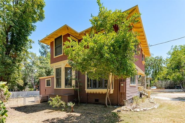 $1,360,000 | 734 South St John Avenue, Pasadena, CA 91105