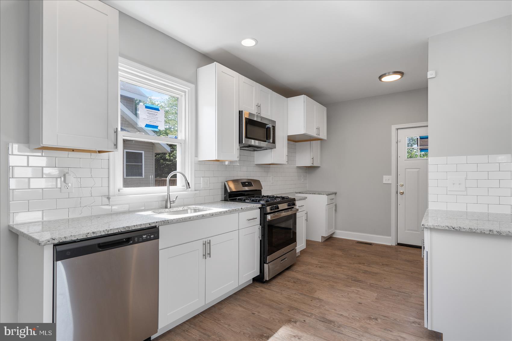 4209 Moravia Road Baltimore, MD 21206 - Photo 19 of 33 Interior