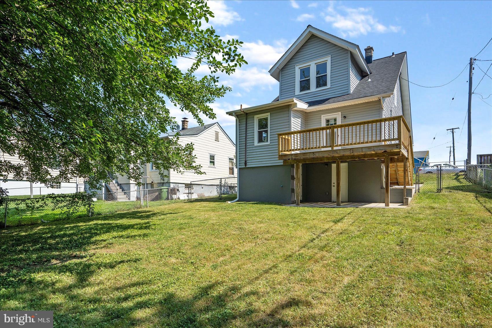 4209 Moravia Road Baltimore, MD 21206 - Photo 4 of 33 Rear