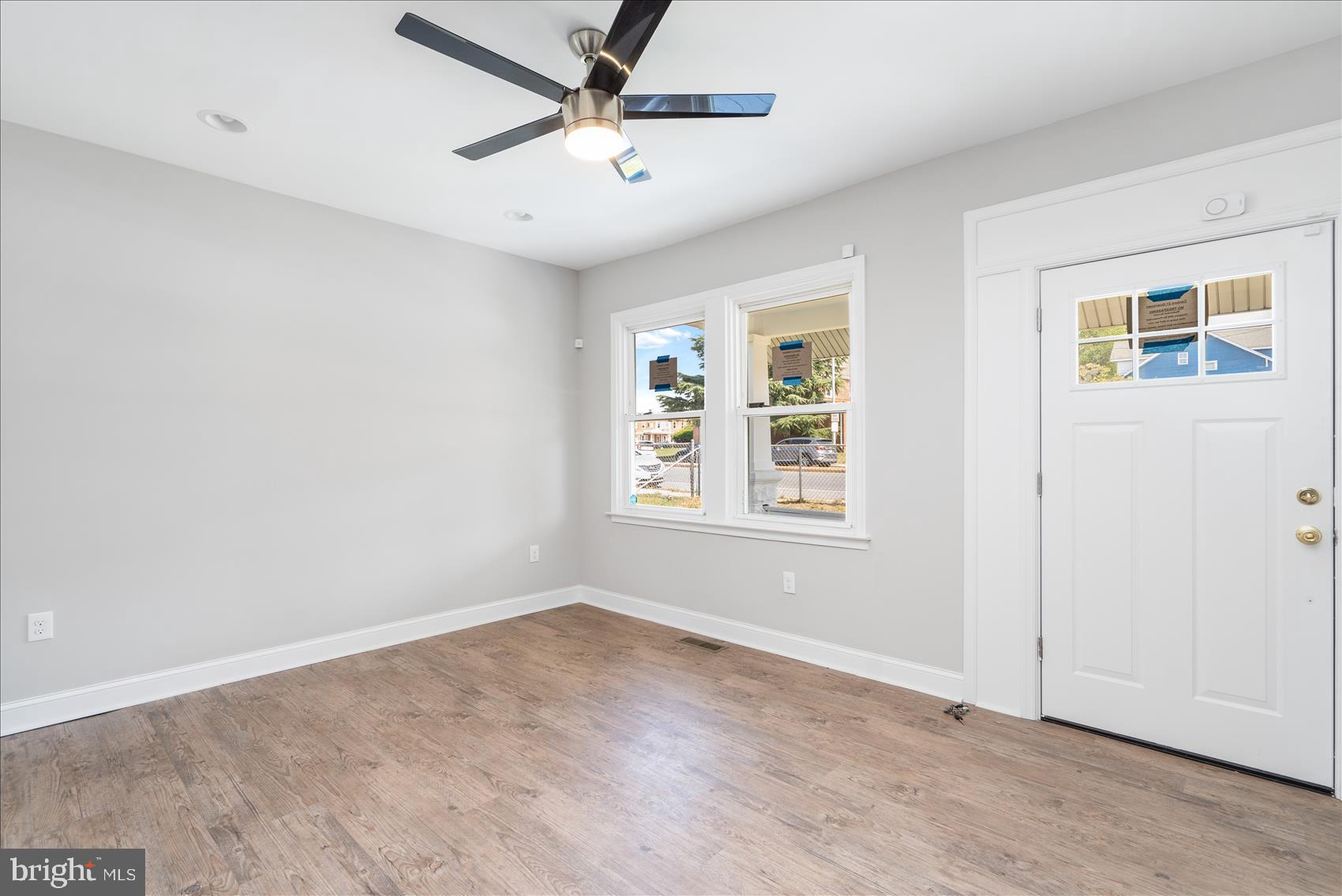 4209 Moravia Road Baltimore, MD 21206 - Photo 9 of 33 Interior