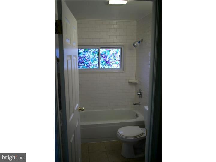 47 Gamewood Road Levittown, PA 19057 - Photo 11 of 21 Bathroom