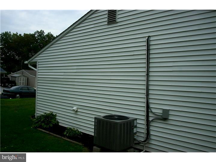 47 Gamewood Road Levittown, PA 19057 - Photo 18 of 21 Exterior Side