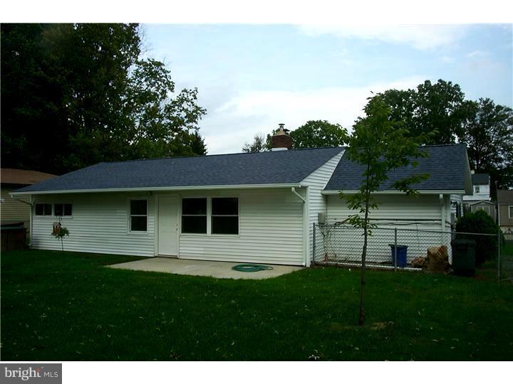47 Gamewood Road Levittown, PA 19057 - Photo 19 of 21 Exterior Back