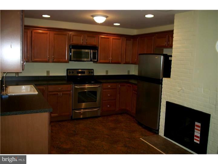 47 Gamewood Road Levittown, PA 19057 - Photo 6 of 21 Kitchen