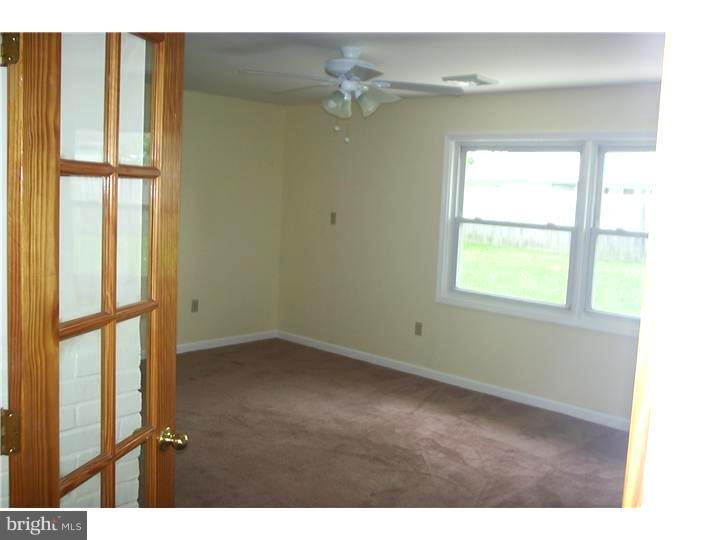 47 Gamewood Road Levittown, PA 19057 - Photo 7 of 21 Living Room