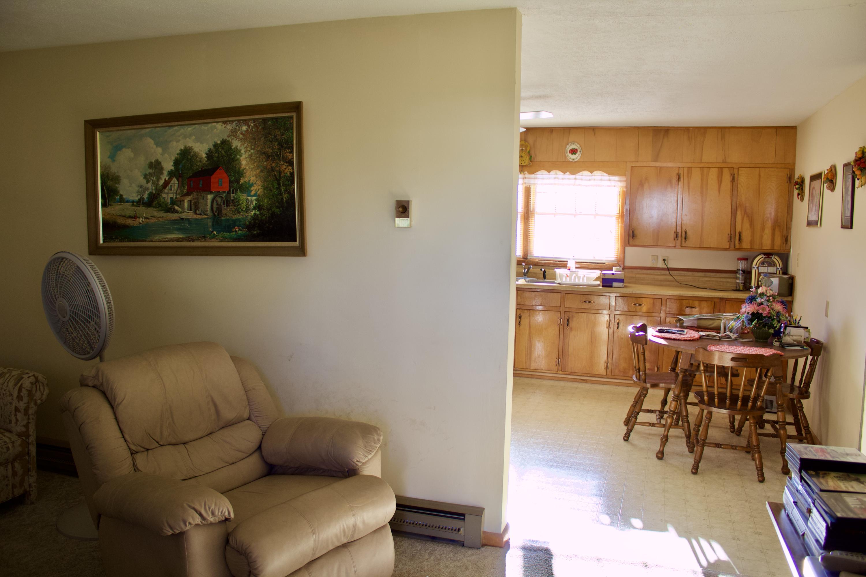 184 Danner Road Elizabethton, TN 37643 - Photo 8 of 14 92F2F6BF-790A-47BD-B9B6-18611BC17392_1_2