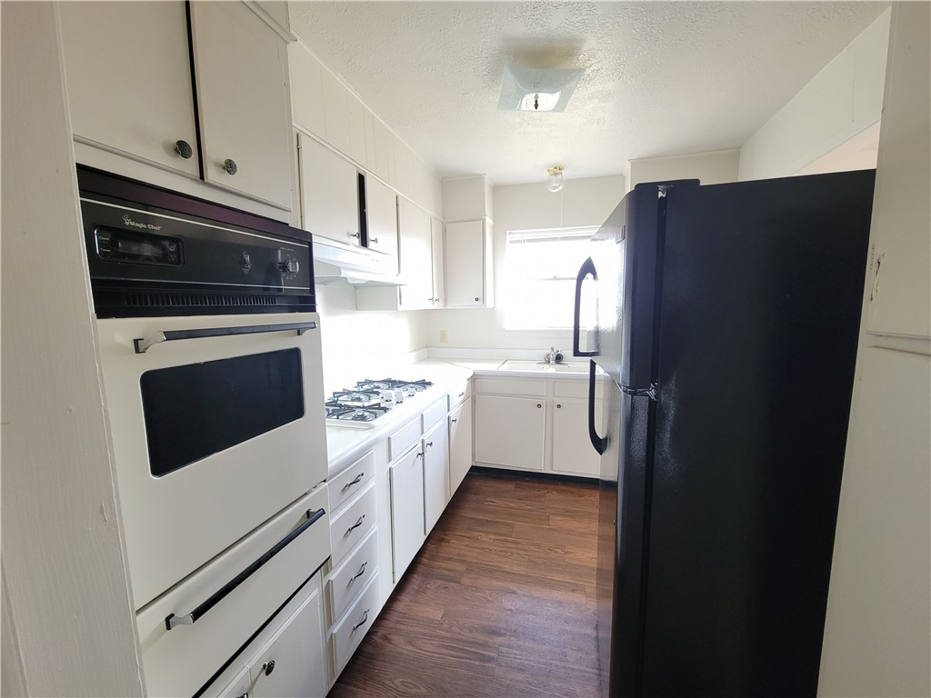 3526 Midwest Drive, Unit D Bryan, TX 77802 - Photo 5 of 10