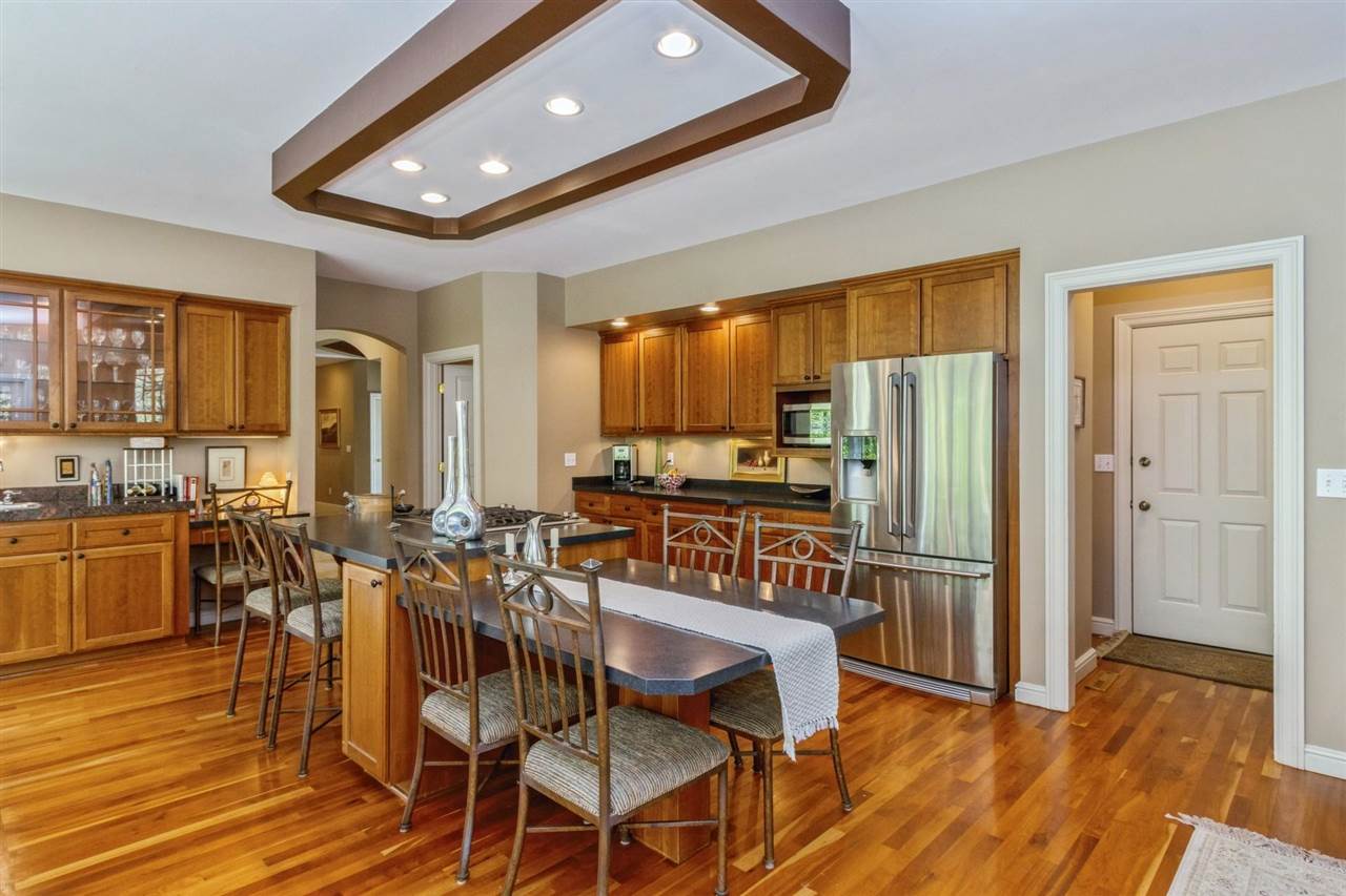 440 East Post Road Southeast Cedar Rapids, IA 52403 - Photo 8 of 33 Gallery Image 8
