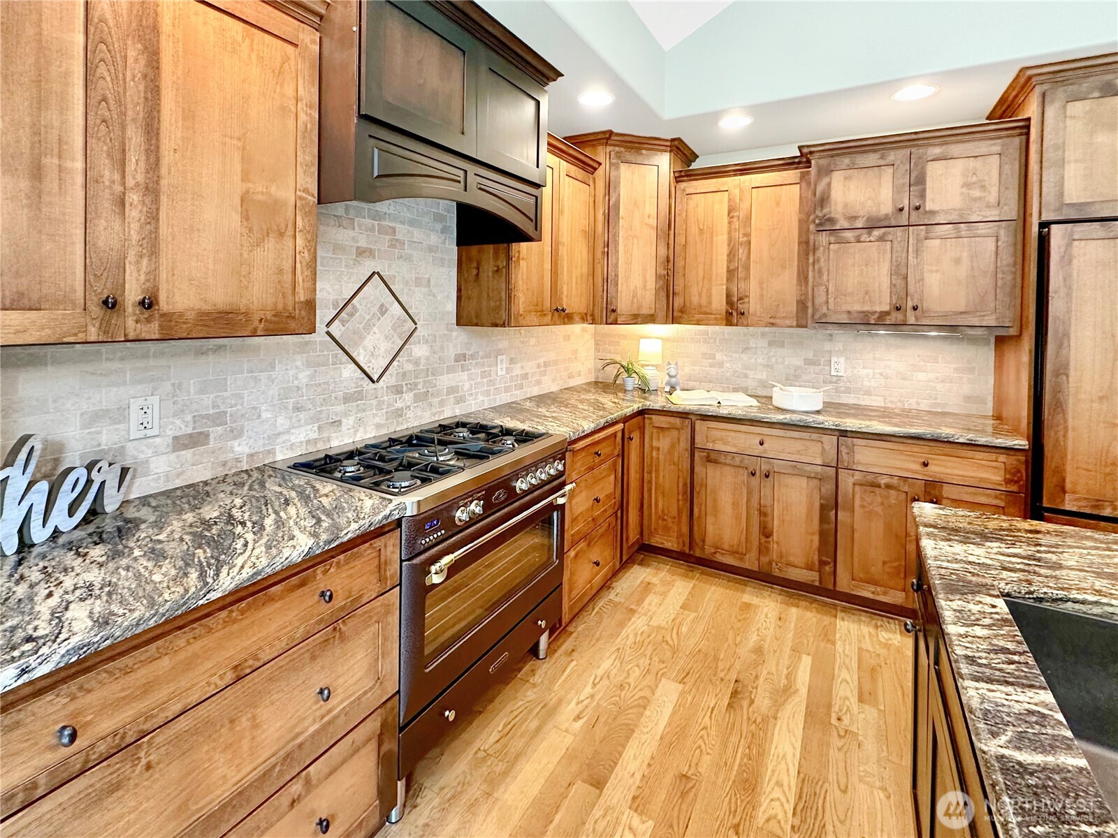 5633 Cedar Flats Road Southwest Olympia, WA 98512 - Photo 11 of 39 Gallery Image 11