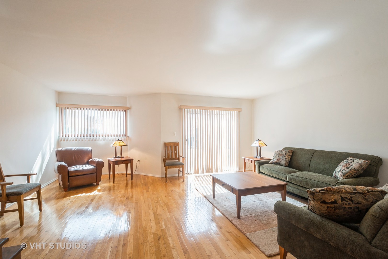 904 South May Street, Unit B Chicago, IL 60607 - Photo 12 of 16 Gallery Image 12