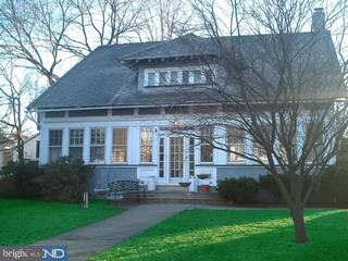 856 Bridgeboro Street Riverside, NJ 08075 - Photo 1 of 6