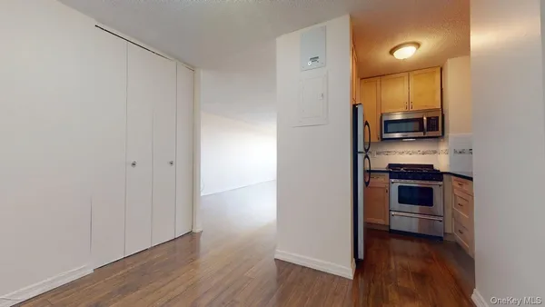 $239,000 | 118-17 Union Turnpike, Unit 9J | Forest Hills