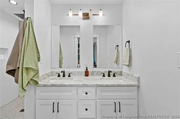 $1,850 | 417 East Donaldson Avenue, Raeford, NC 28376