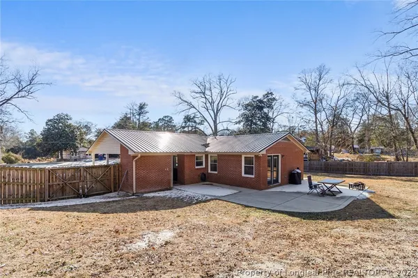 $1,850 | 417 East Donaldson Avenue, Raeford, NC 28376