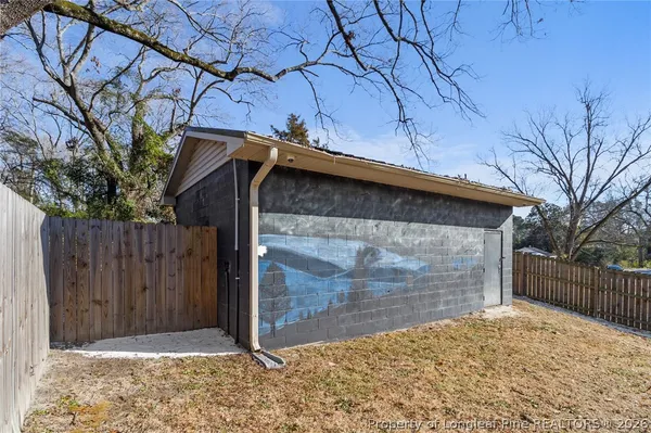 $1,850 | 417 East Donaldson Avenue, Raeford, NC 28376