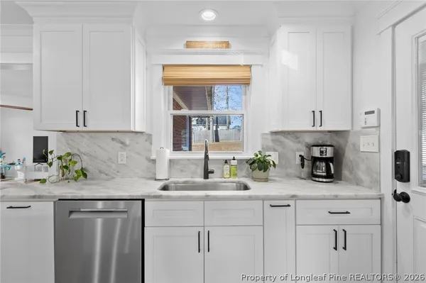 $1,850 | 417 East Donaldson Avenue, Raeford, NC 28376