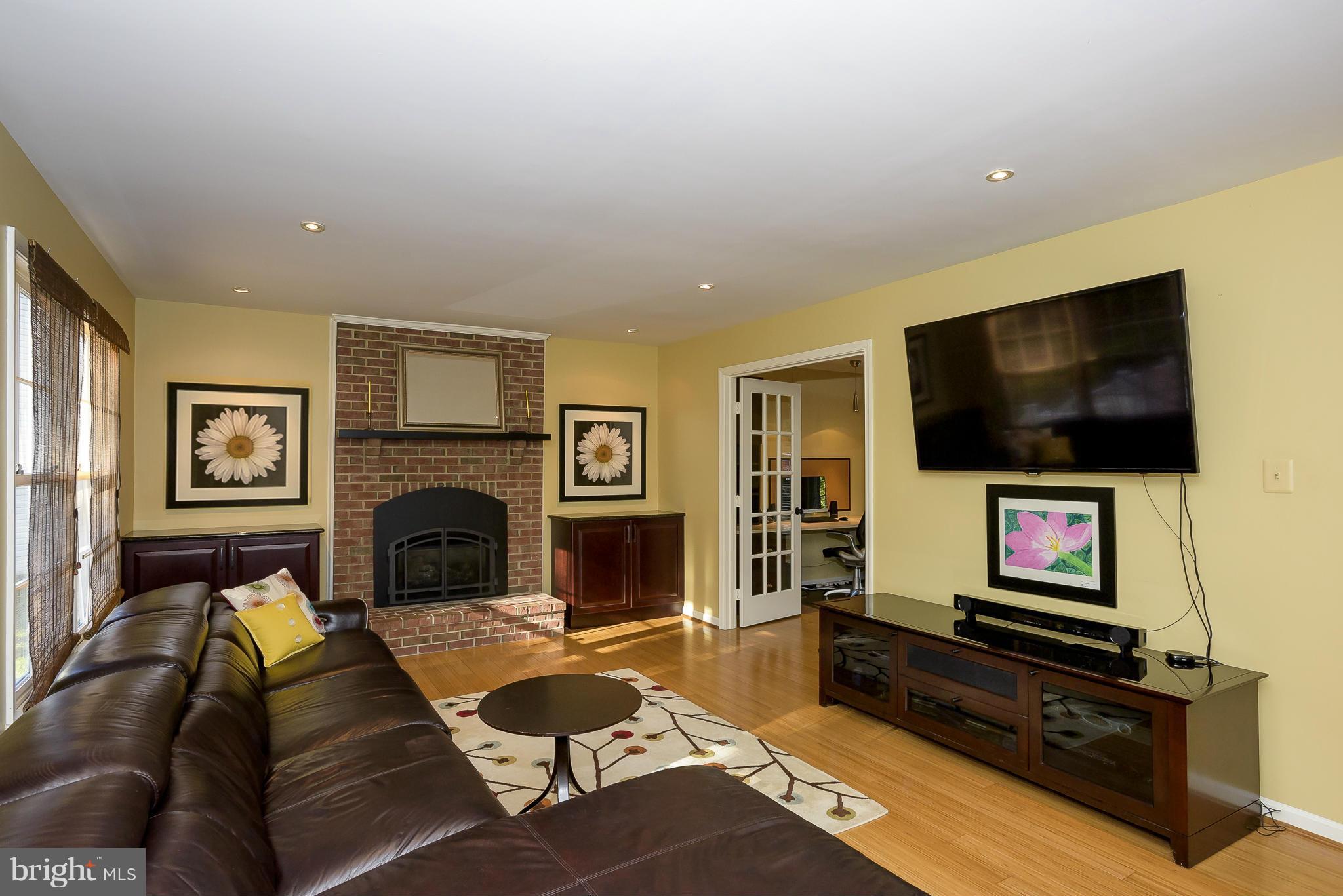 787 Brackley Road Severna Park, MD 21146 - Photo 12 of 30 Family Room