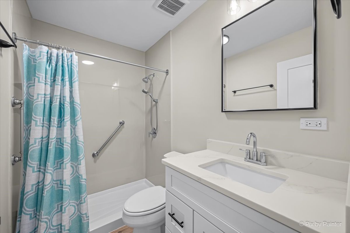 1420 Cooper Road Hoffman Estates, IL 60169 - Photo 29 of 33