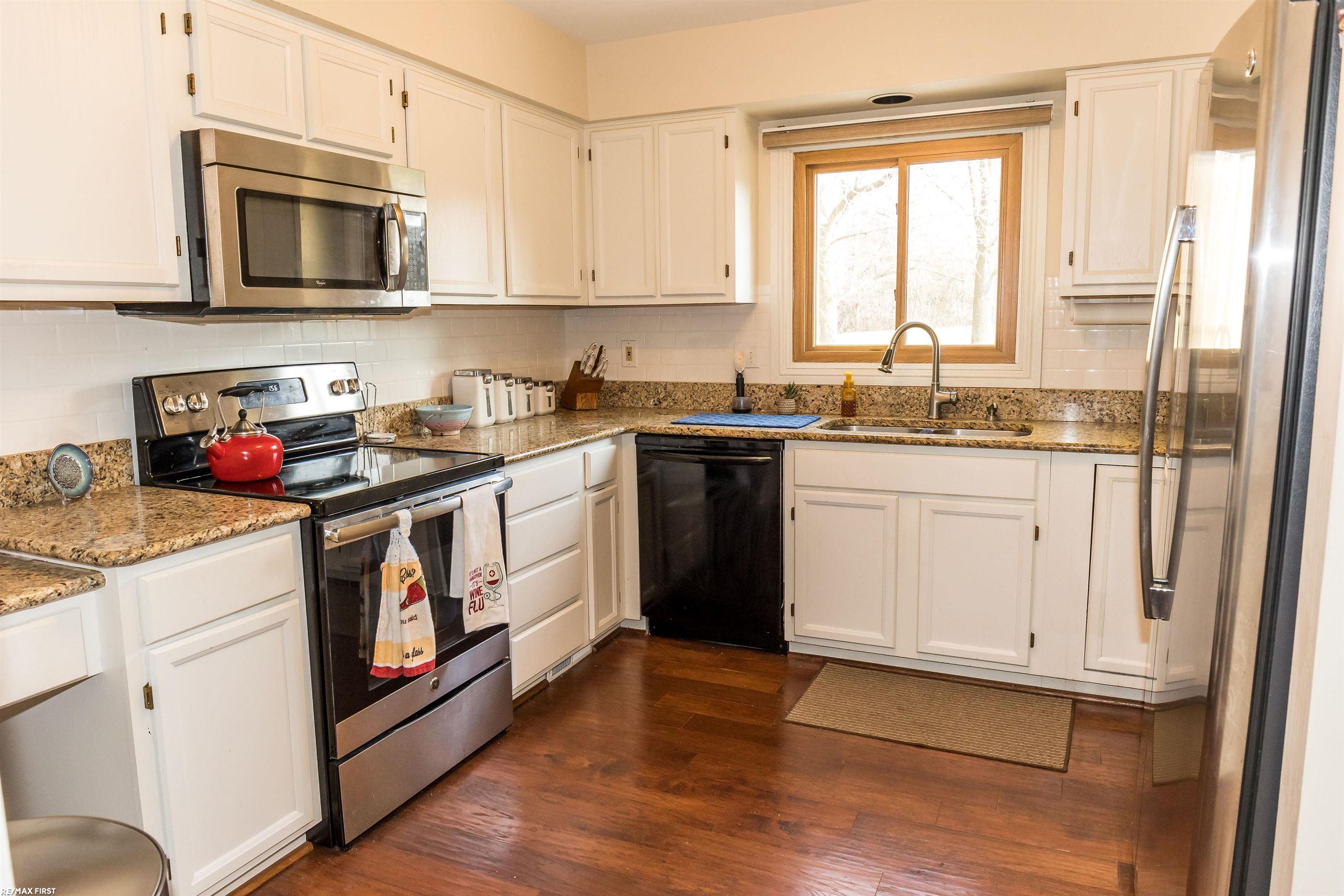 2159 Rochelle Park Drive, Unit #69 BUILDING G Rochester Hills, MI 48309 - Photo 9 of 20