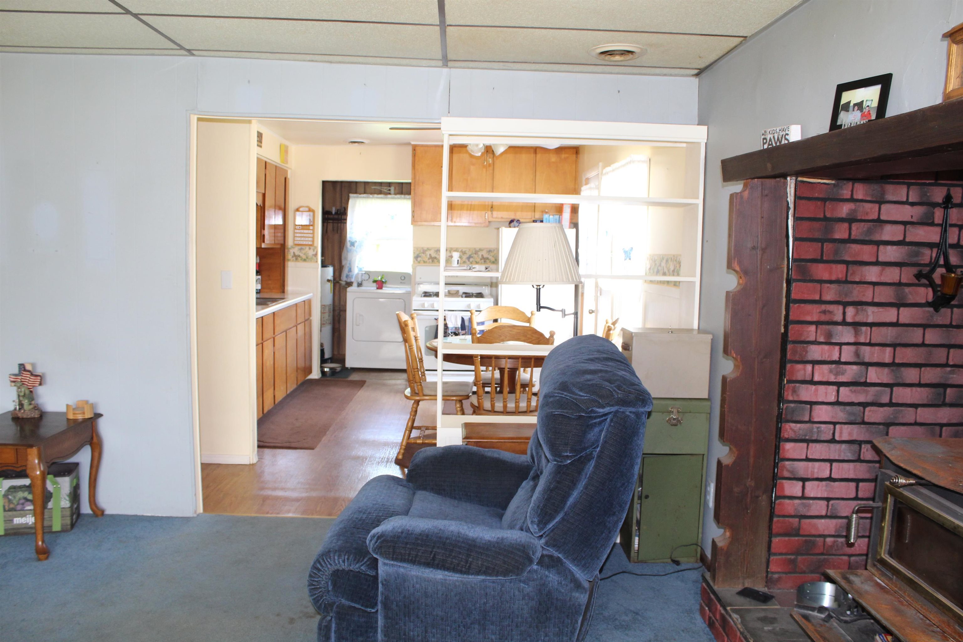 9122 North Genesee Road Mount Morris, MI 48458 - Photo 4 of 20 50142428-cb9d0884-fef9-4957-971e-fbf247a25330.JPG