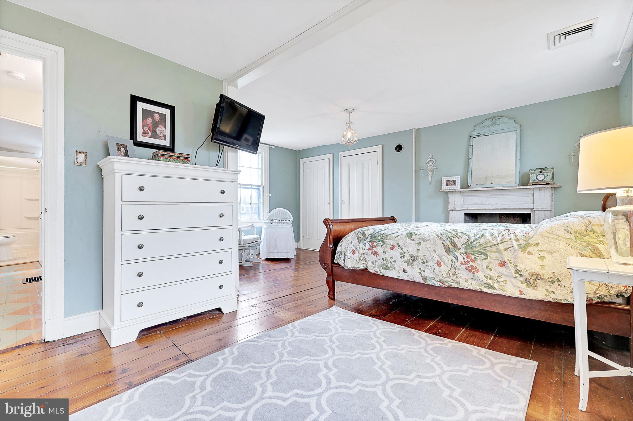 22 Pine Lane Newtown, PA 18940 - Photo 31 of 67 Master Bedroom