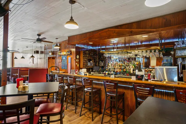 $625,000 | 64 Main Street, Richmond, ME 04357