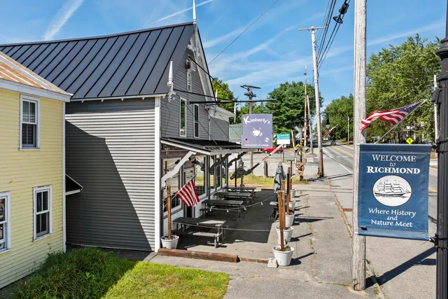 $625,000 | 64 Main Street, Richmond, ME 04357